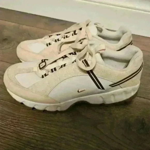 Nike x Jaquemus - Picture 4 of 10